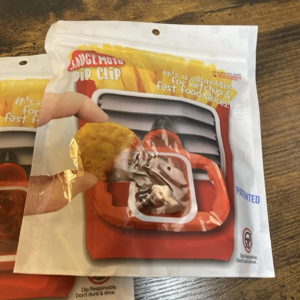 Saucemoto Dip Clip Car Sauce Holder for Dipping Sauces and Ketchup 4-Pack